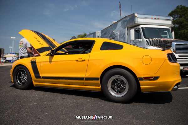 mustang week 2016 mw16 mustangfanclub mustang fan club car show myrtle beach mall boss 302 school bus yellow