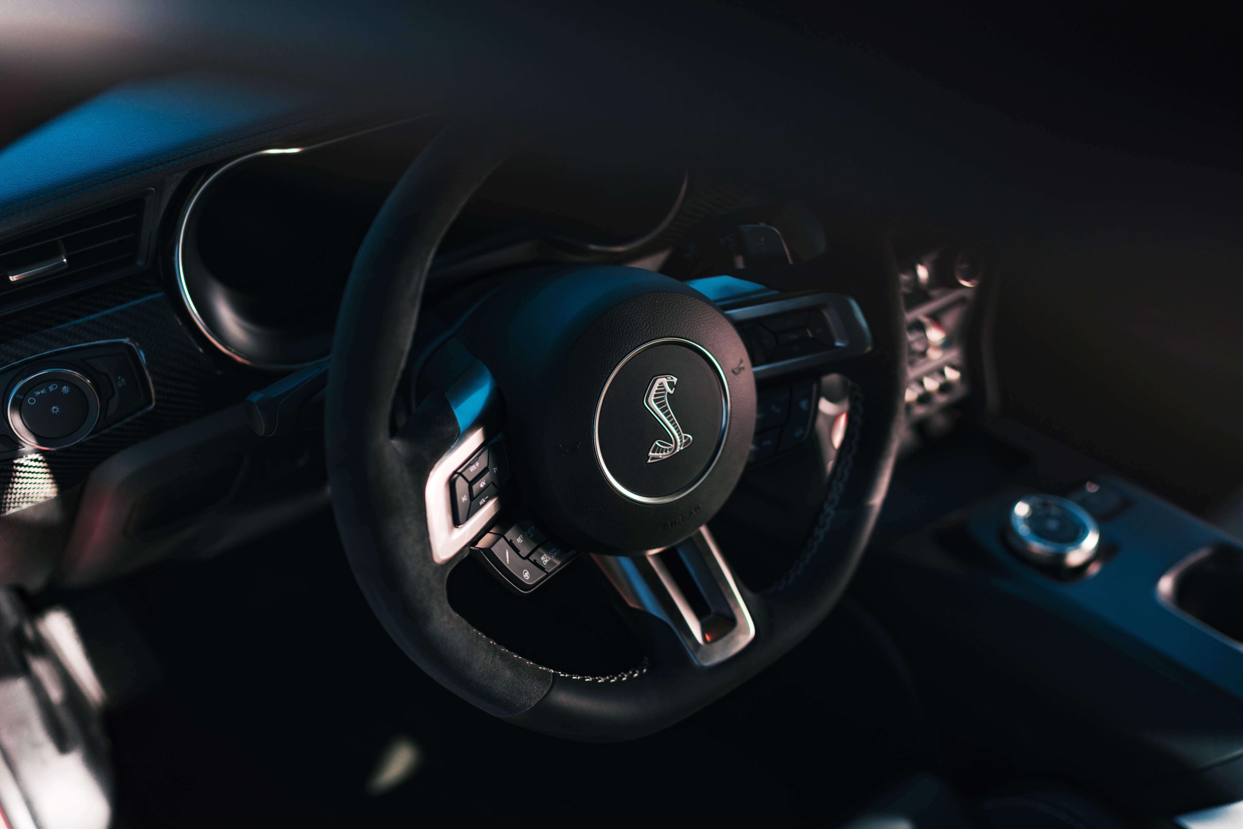 DSC00579_2 shelby gt500 steering wheel